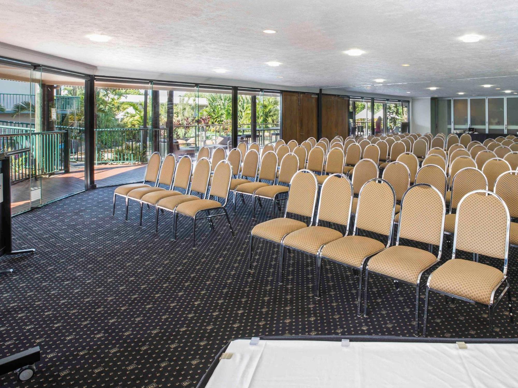 Mercure Townsville Exterior foto