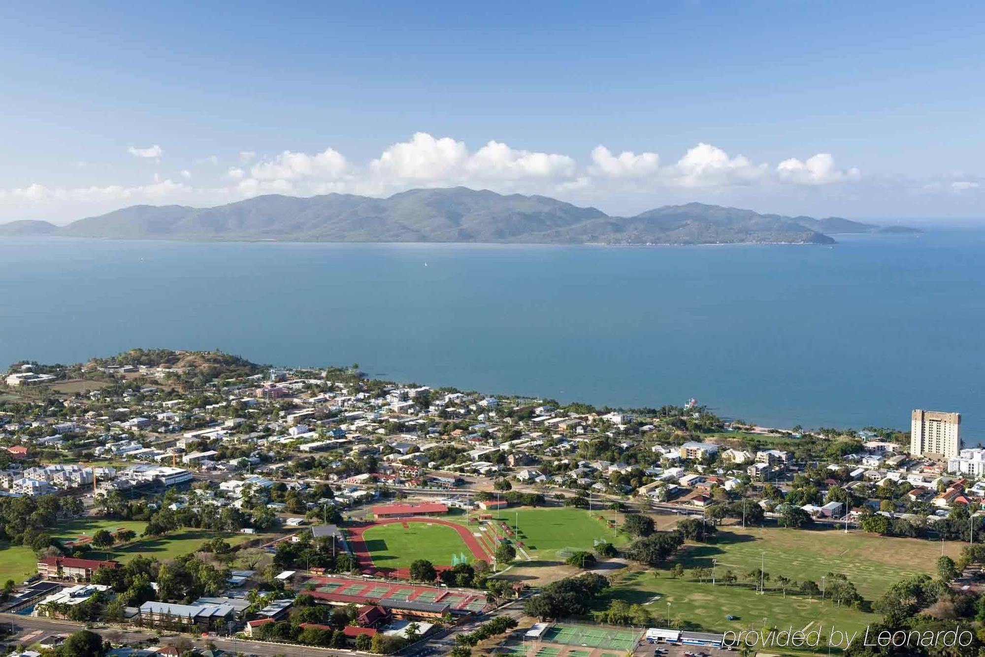 Mercure Townsville Exterior foto